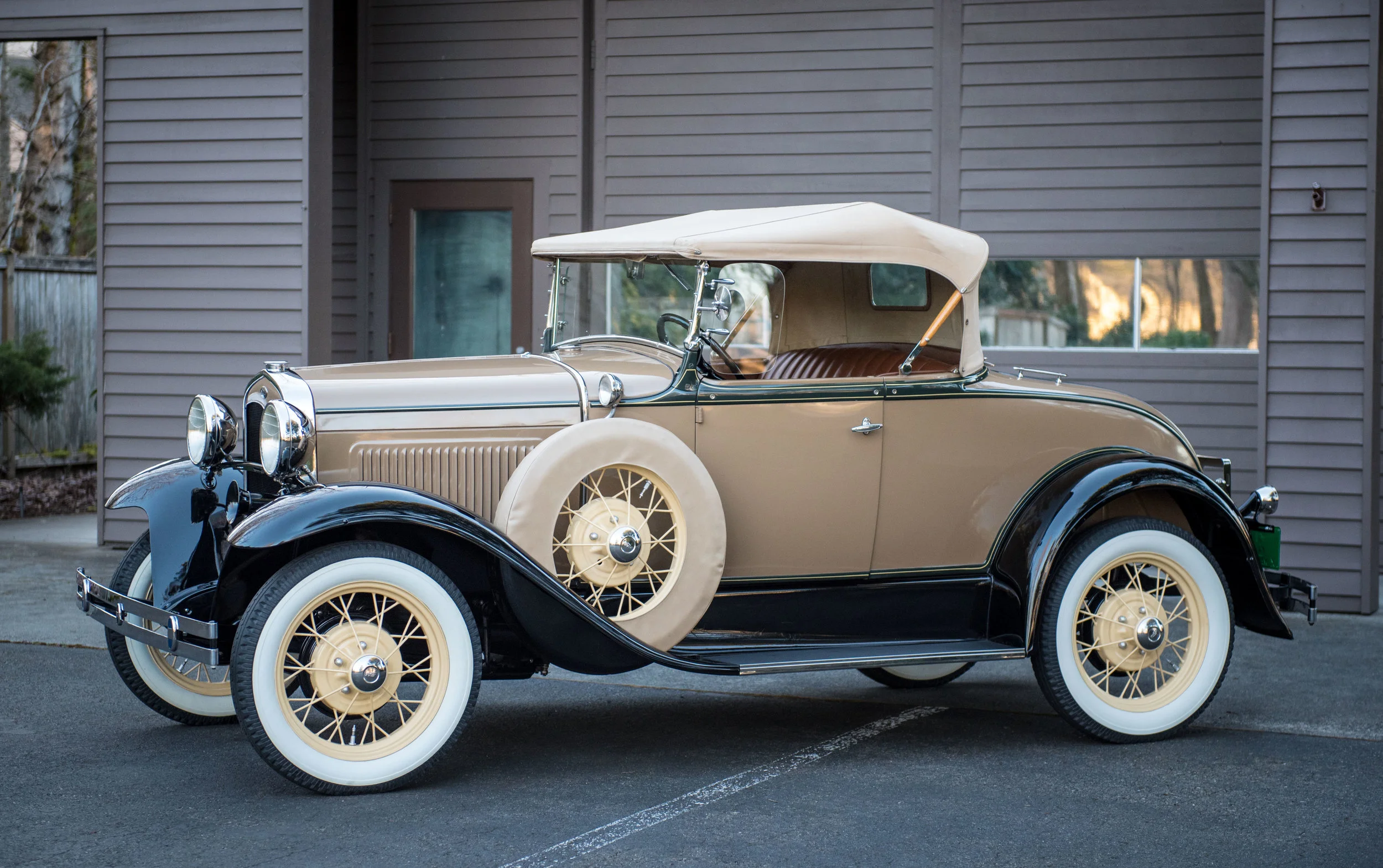 1931 Ford Model A Deluxe Roadster — Northwest European
